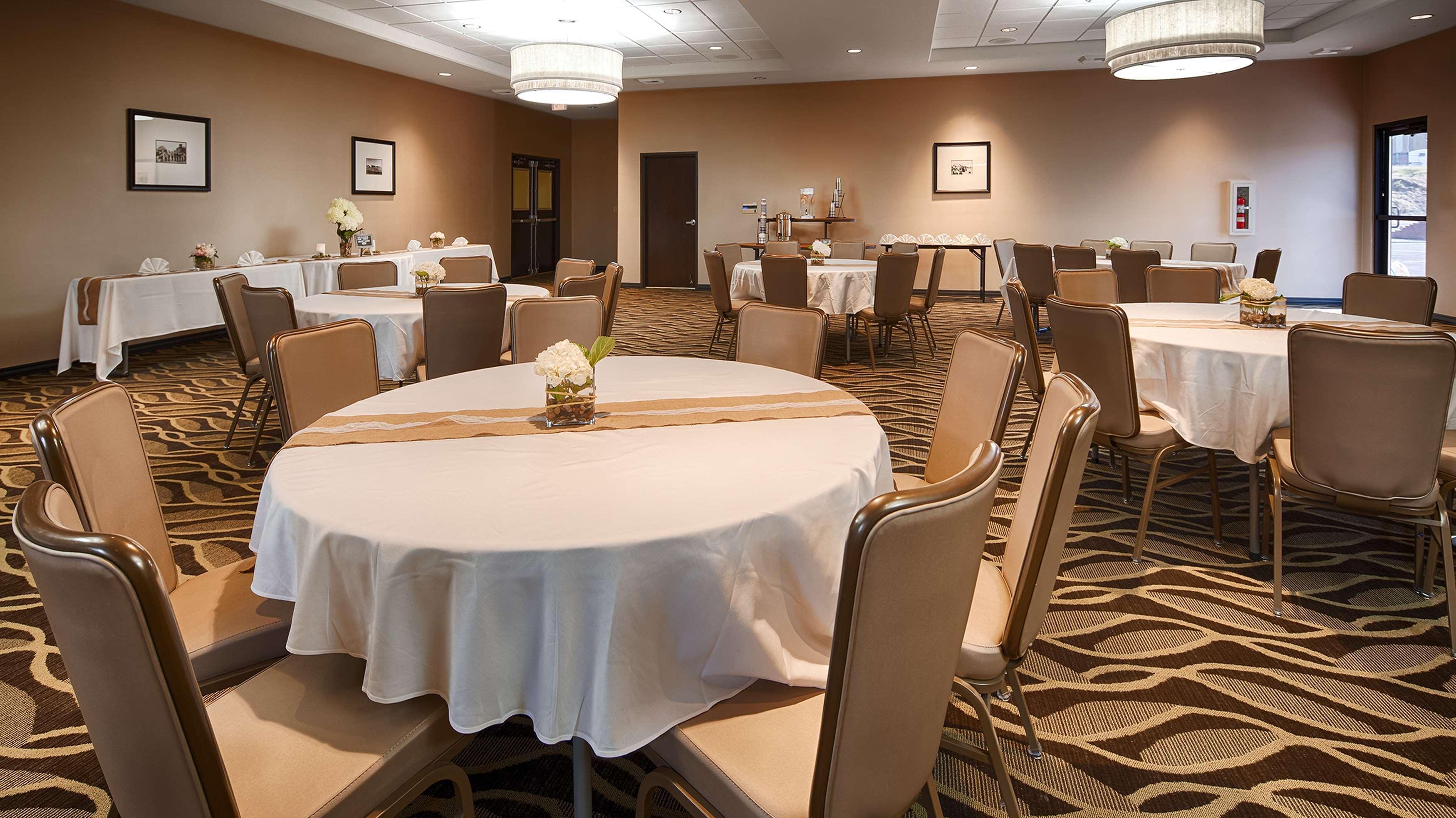 Best Western Plus Havre Inn & Suites Bagian luar foto